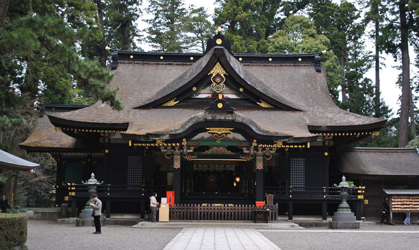 Многие туристы посещают синтоистский храм Исэ после начала кампании стимулирования путешествий внутри Японии