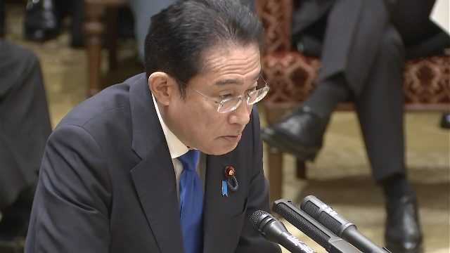 Премьер-министр Японии сказал, что вопрос о введении новых налогов для покрытия расходов на оборону не будет обсуждаться