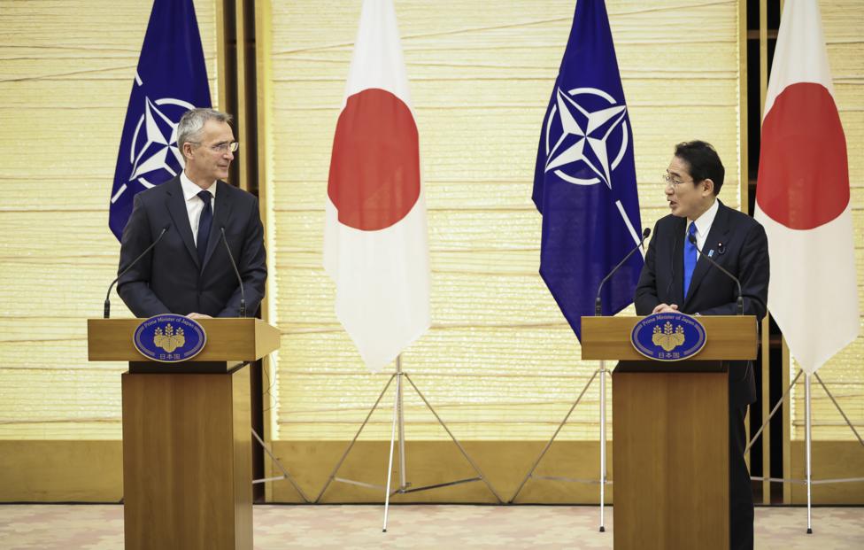 СМИ: открытие офиса НАТО в Японии становится затруднительным из-за позиции Франции