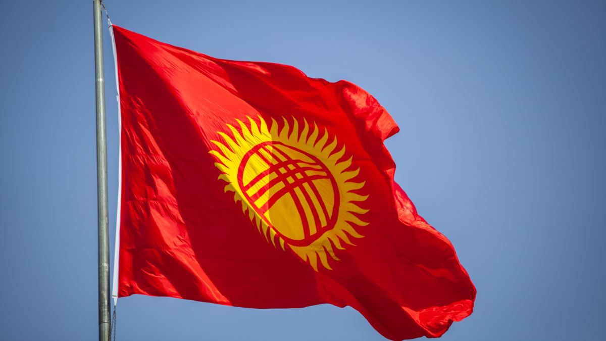 Президент Киргизии добивается более тесных отношений с Японией