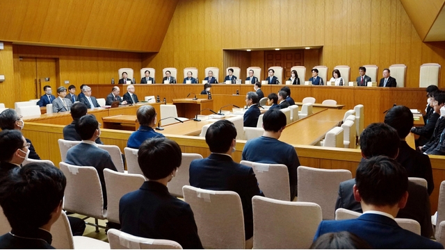 Судья японского суда отстранен от должности из-за вызвавших неоднозначную реакцию постов в интернете