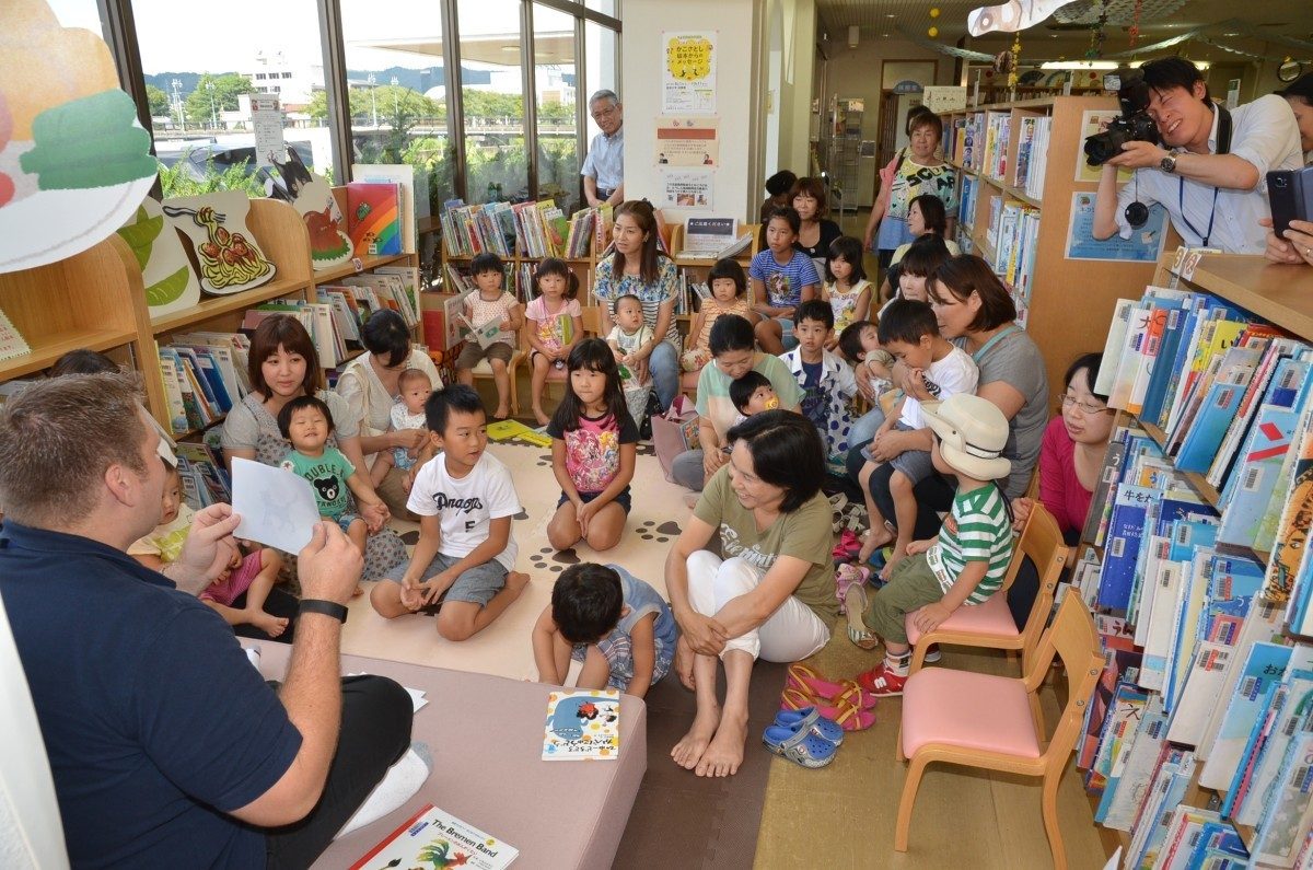 Японский детский сад: растим детей вместе