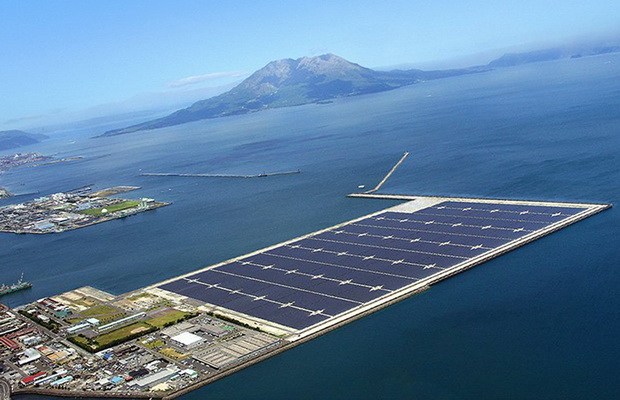 В Японии введена в эксплуатацию солнечная электростанция на воде