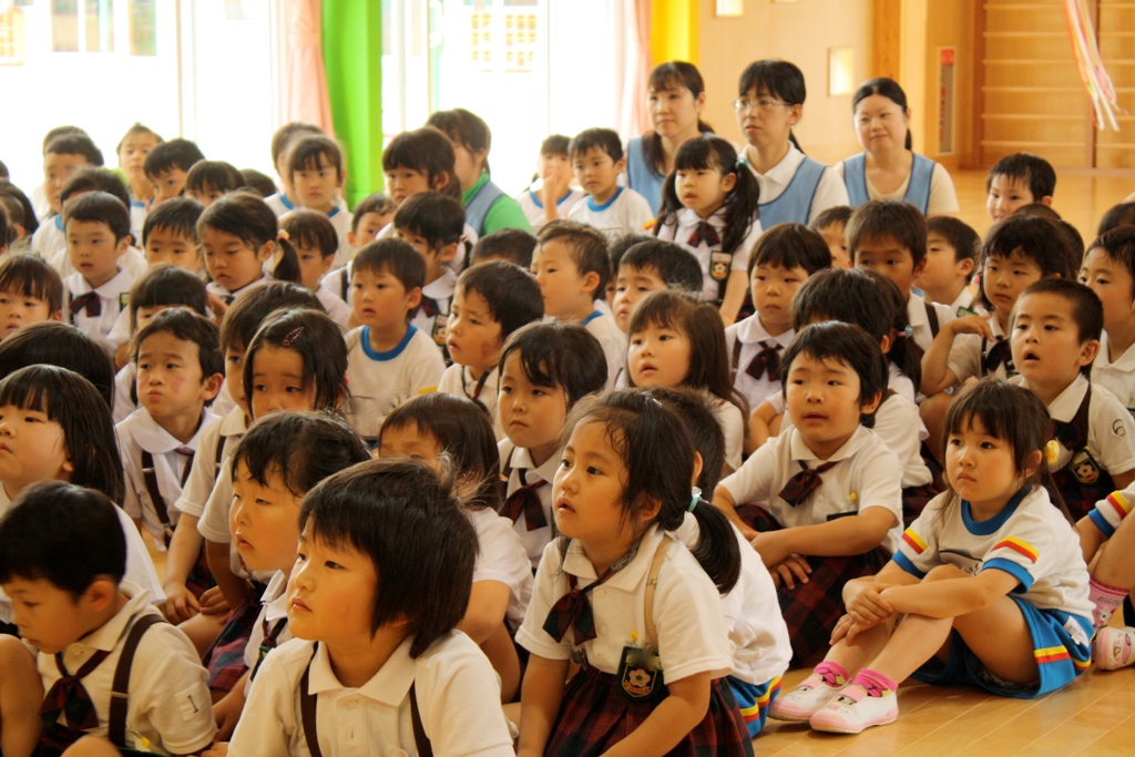 СМИ: в Японии принят закон о бесплатных детских садах