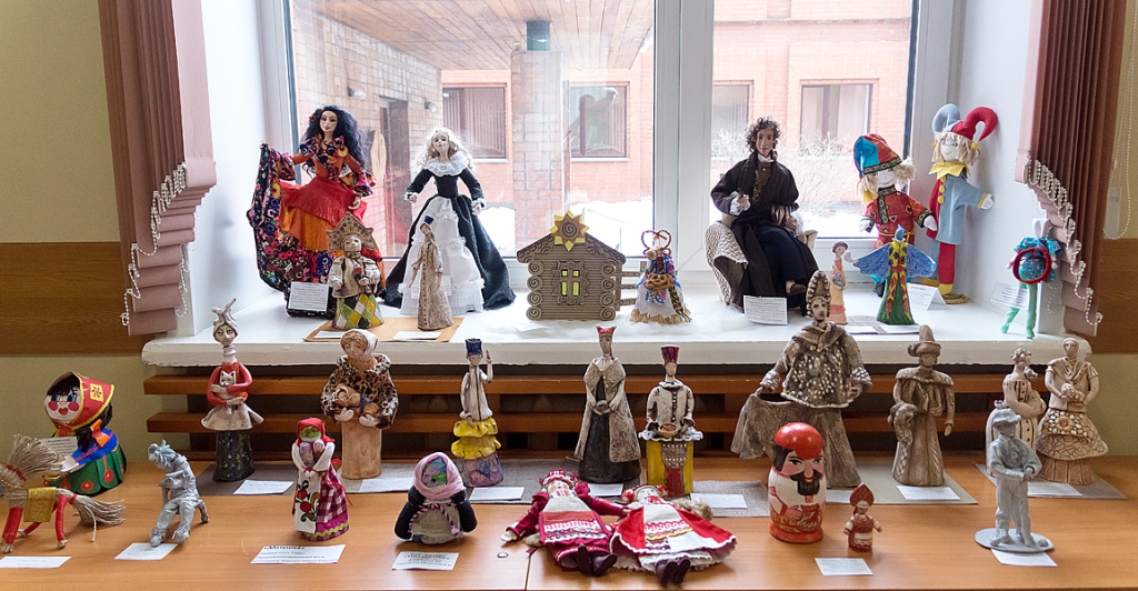 Праздник девочек Хинамацури и конкурс на лучшую русскую и японскую куклу
