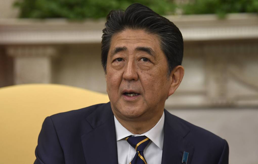 Абэ в годовщину капитуляции заявил, что Япония никогда не будет принимать участие в войнах