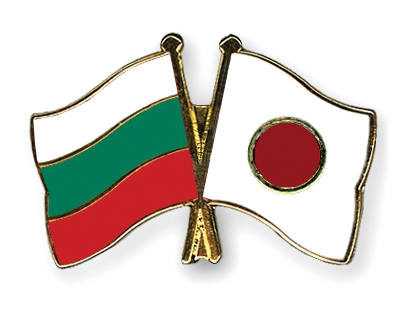 Министры иностранных дел Японии и Болгарии договорились укреплять экономические связи