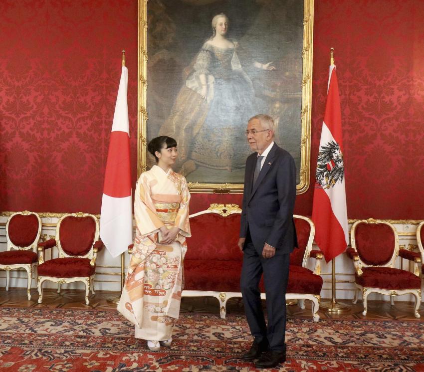 Принцесса Како нанесла визит вежливости президенту Австрии