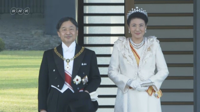 Император Японии проводит ключевую церемонию «Дайдзёcай»