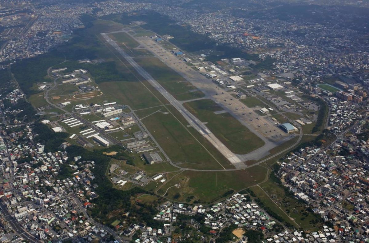 Правительство Японии настаивает на переносе базы США в пределах Окинавы