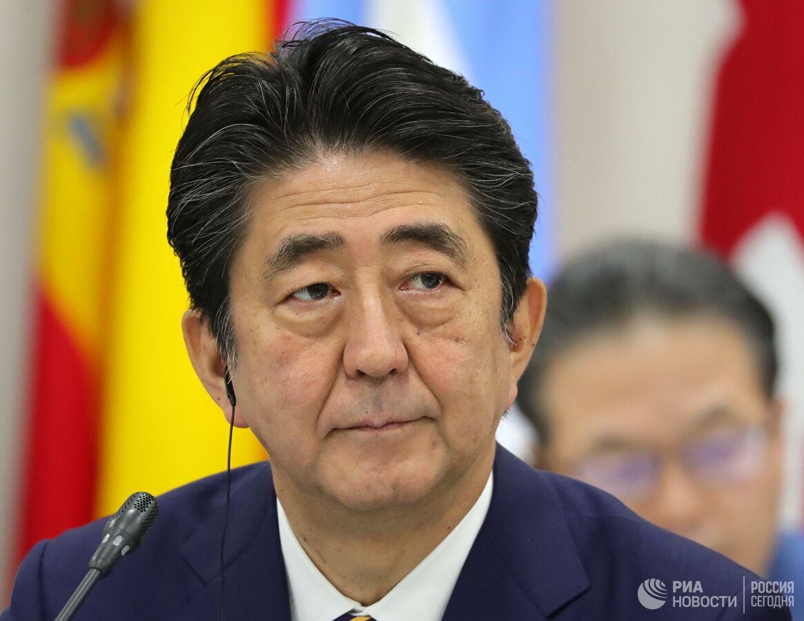 Абэ намерен разрешить вопрос о поправках в конституцию Японии