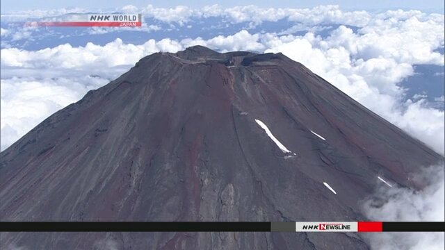 Гора Фудзи будет закрыта для альпинистов этим летом из-за коронавируса