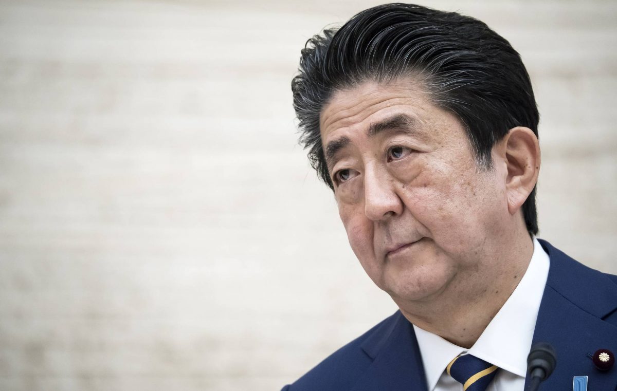СМИ: Токио при Абэ отверг предложение КНДР о возвращении двух похищенных японцев