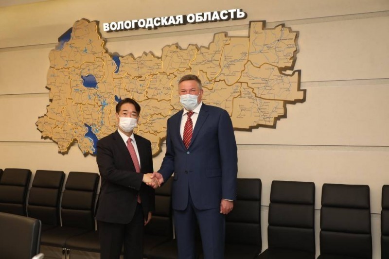 Губернатор Олег Кувшинников встретился с послом Японии в РФ