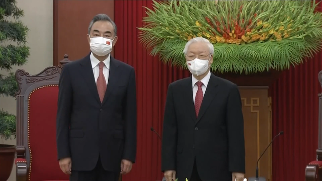 Министры Китая и Японии посетили Вьетнам
