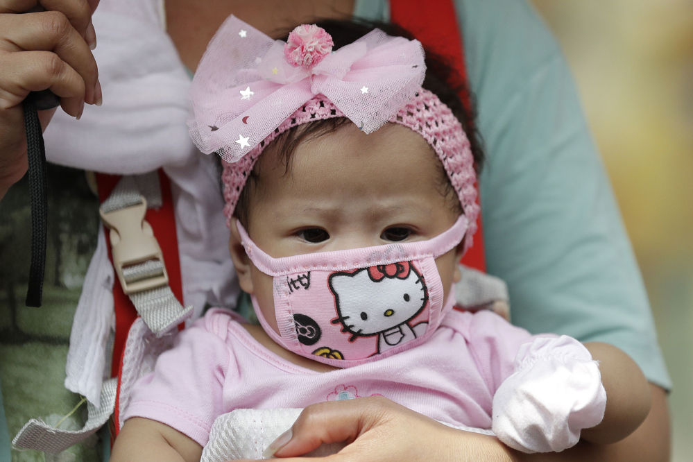Совет экспертов при правительстве Японии принял решение не указывать возраст, с которого маленькие дети должны носить маски