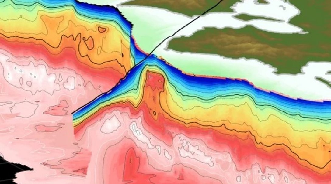 Ученые обнаружили под Японией гору, которая притягивает землетрясения