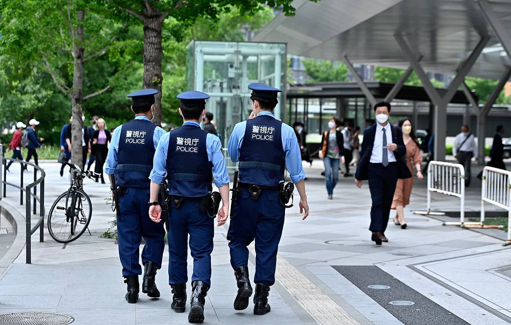 Власти Японии обещают устранить выявленные после убийства Абэ проблемы с безопасностью