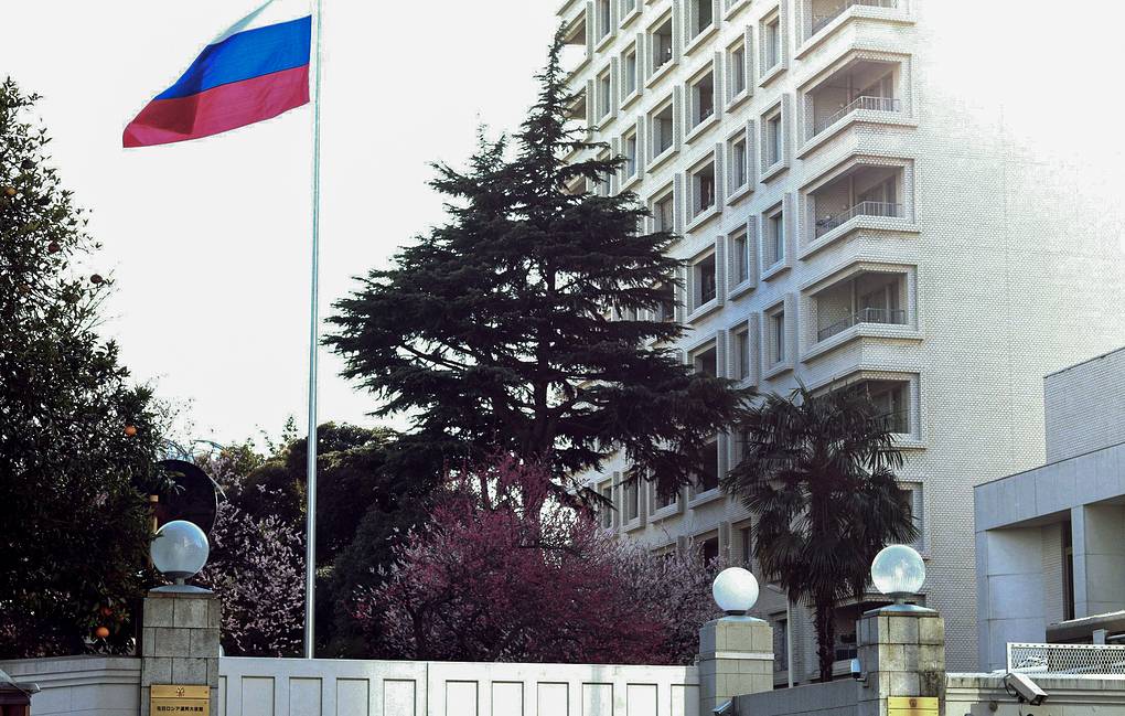 Посольство России прокомментировало новые санкции Японии в отношении РФ