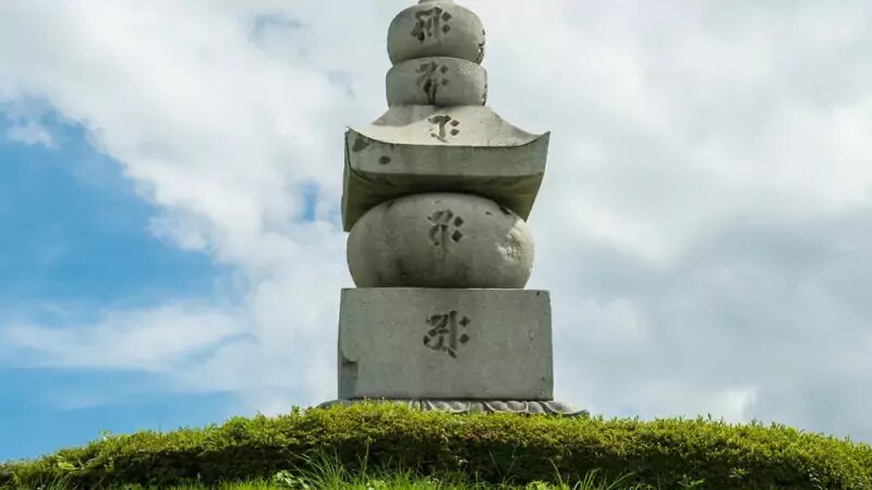 «Это фундамент нашего экономического чуда»: в Японии поставили памятник журналу «Наука и жизнь»