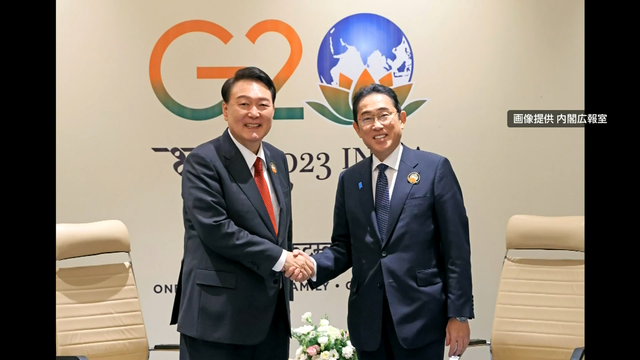 Лидеры Японии и Южной Кореи согласились сотрудничать, чтобы возобновить трехсторонний саммит с Китаем