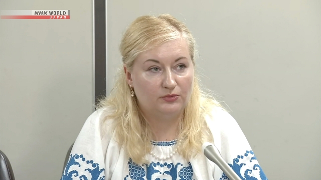 Эвакуированная украинка утверждена в Японии в качестве зарегистрированного иностранного юриста