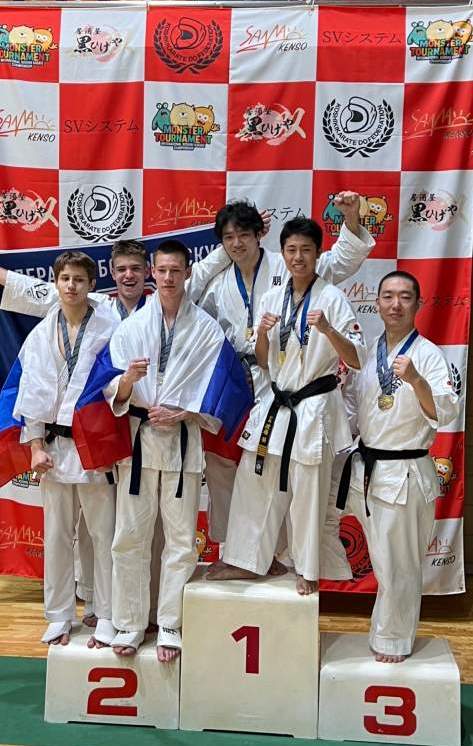 Алексей Никитин – серебряный призер турнира по карате в составе сборной России