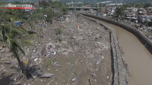 Филиппины готовятся к новому шторму после разрушительного тайфуна №25