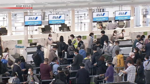 Японские авиакомпании пока не затронуты рекомендацией китайского правительства об ограничении поездок, а китайские авиаперевозчики предлагают отмену брони