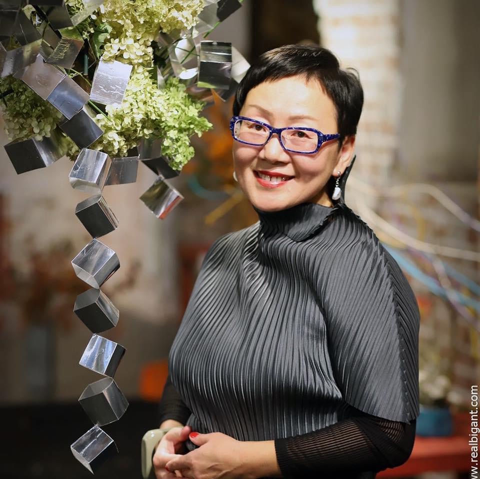 «Мост из цветов: икэбана» в Индии