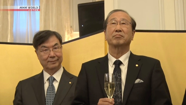 Японские лауреаты Нобелевской премии выступили на церемонии, организованной посольством Японии в Швеции