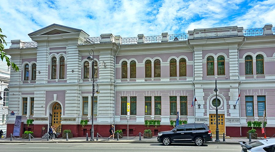 В Приморской картинной галерее готовится к открытию выставка «Амано Хироко «С любовью к Миру»