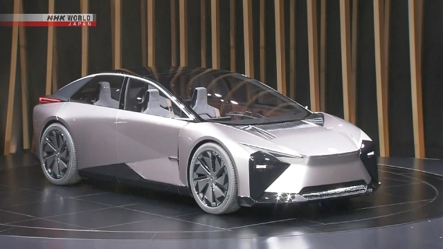 Сообщается, что Toyota прекращает выпуск седана-электромобиля следующего поколения