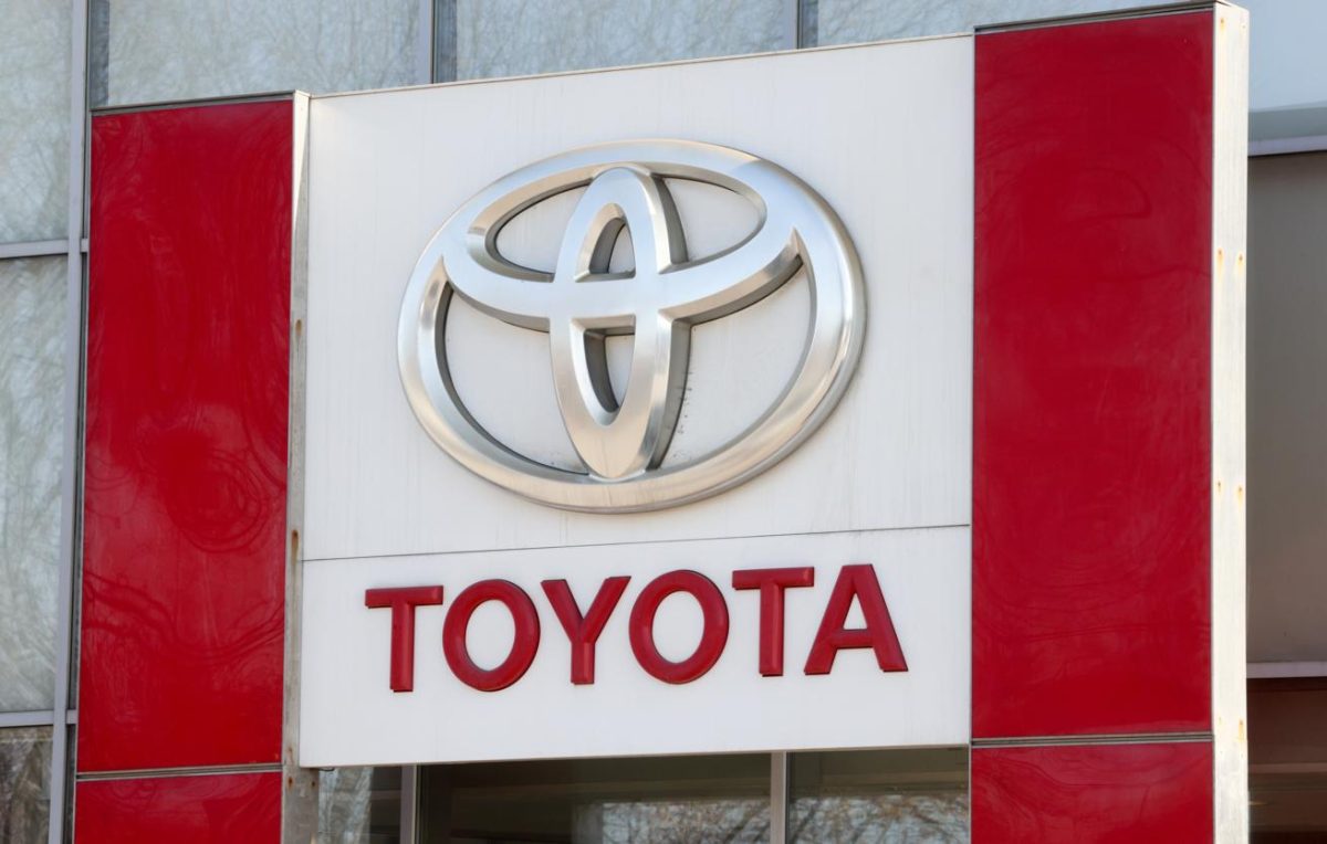 Toyota возобновляет работу 13 закрытых из-за тайфуна заводов